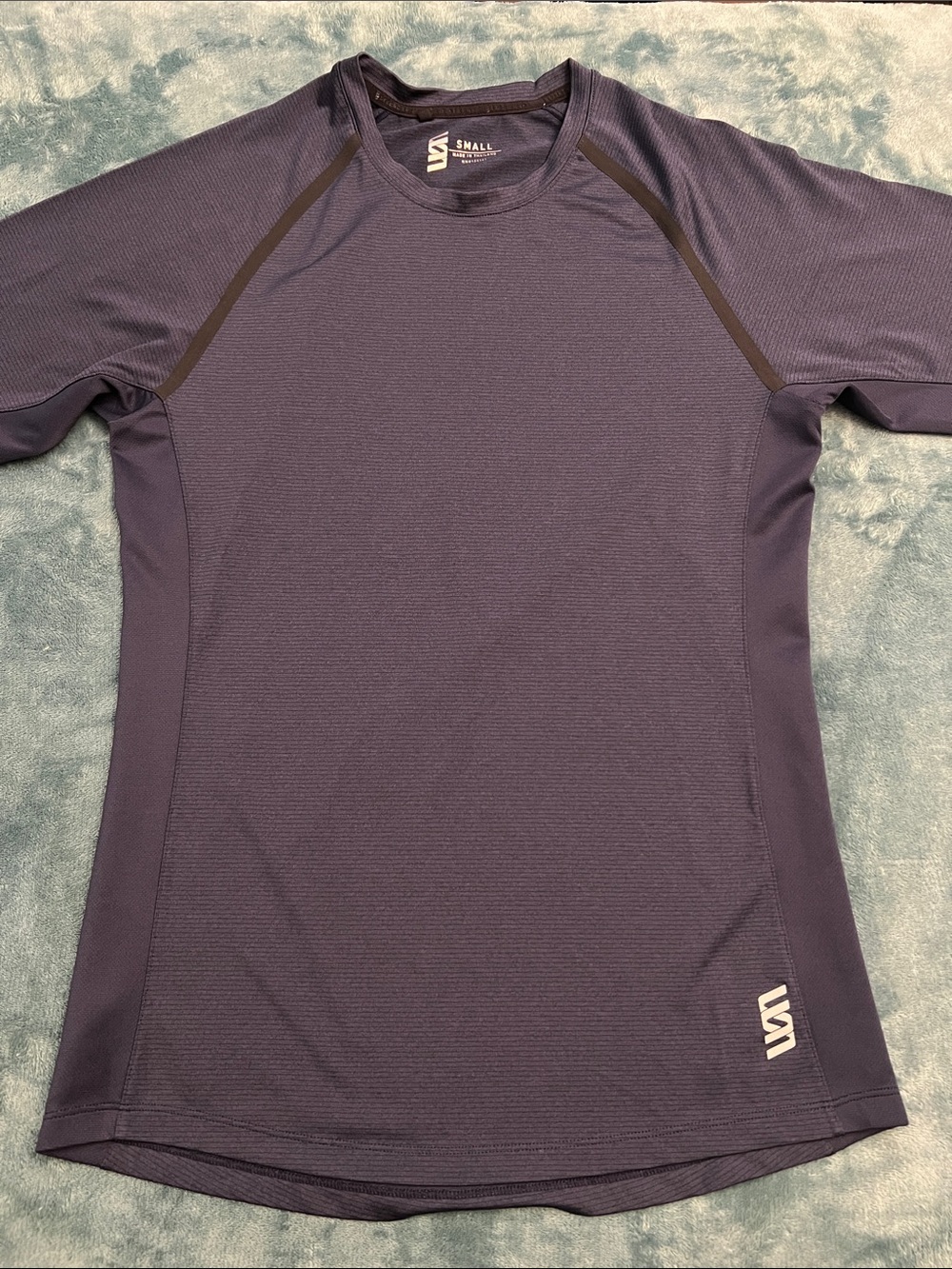 Secon Skin Small Navy Athletic Performance Tee - Logo Accent like new